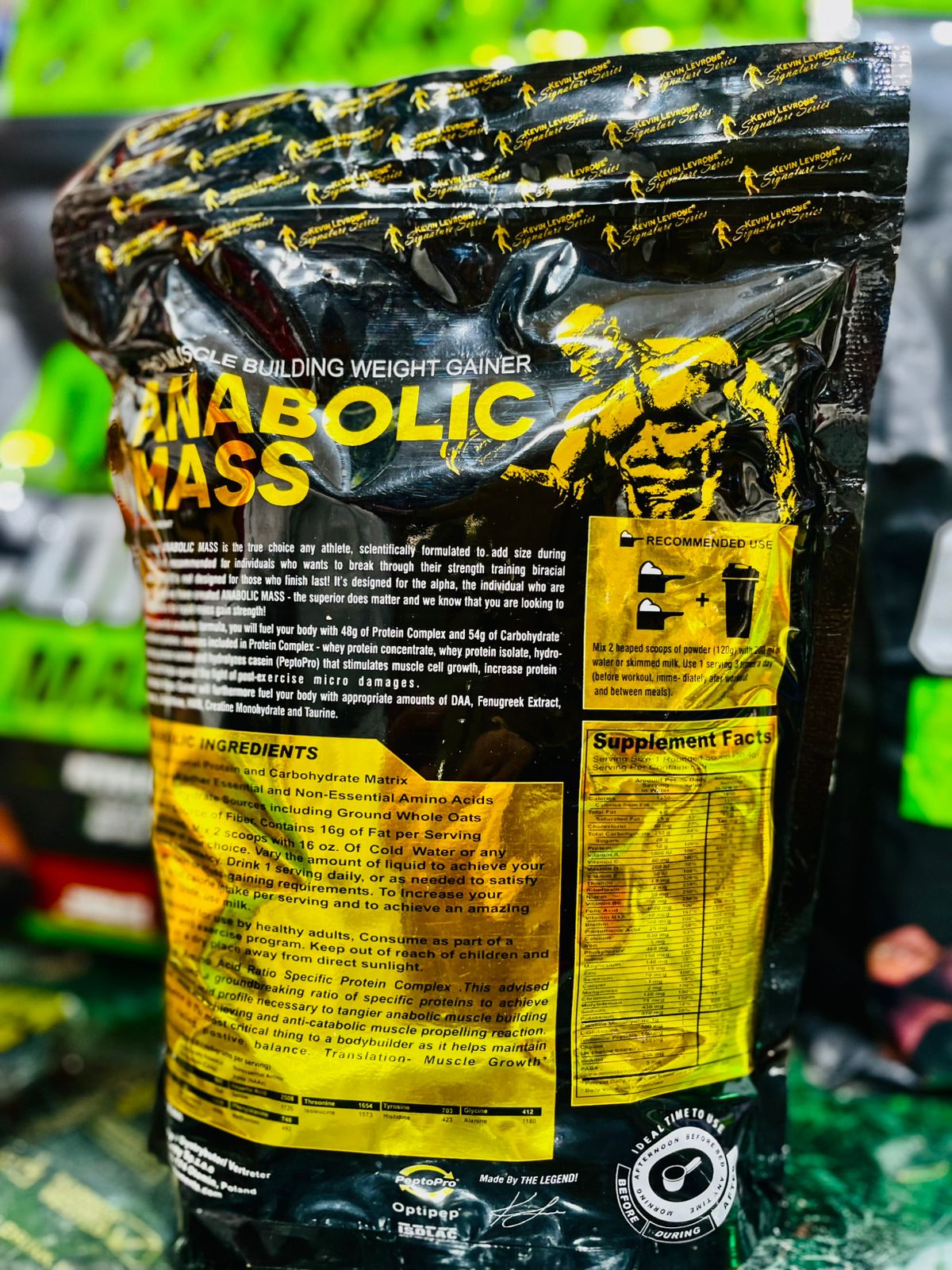 🦾 Kevin Levrone Anabolic Mass – 1kg 🍫 | Elite Muscle-Building Weight Gainer 💣